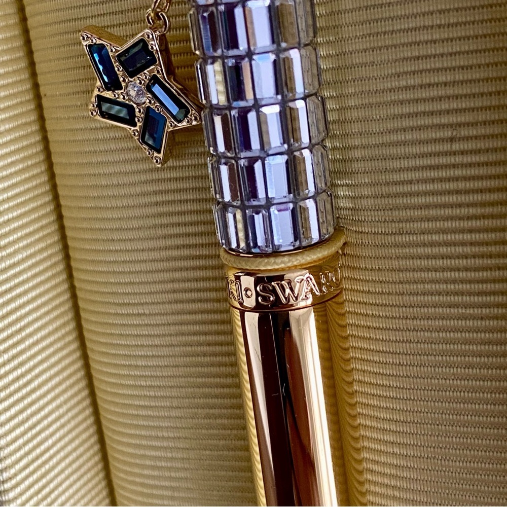 Swarovski Gold Crystal Pen with Blue Star Charm in Yellow Gift Box - Picture 6 of 10